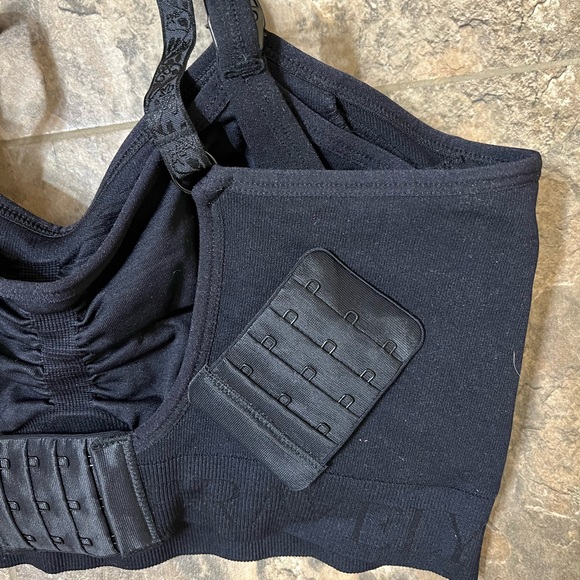 Kindred Bravely sublime nursing/pumping bra - Picture 2 of 3